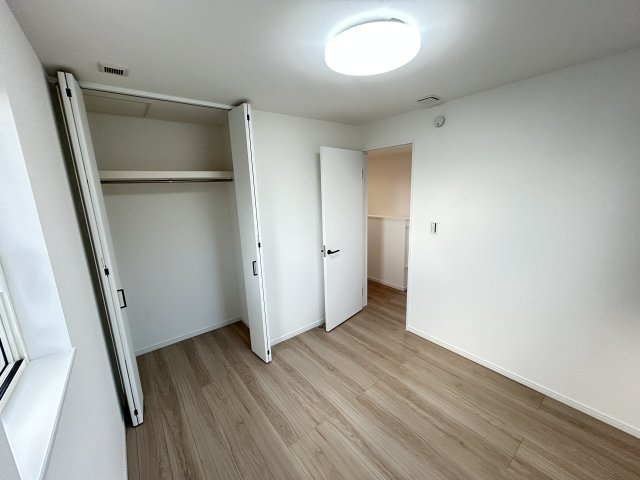 神戸市西区学園東町7丁目新築戸建２号地の洋室