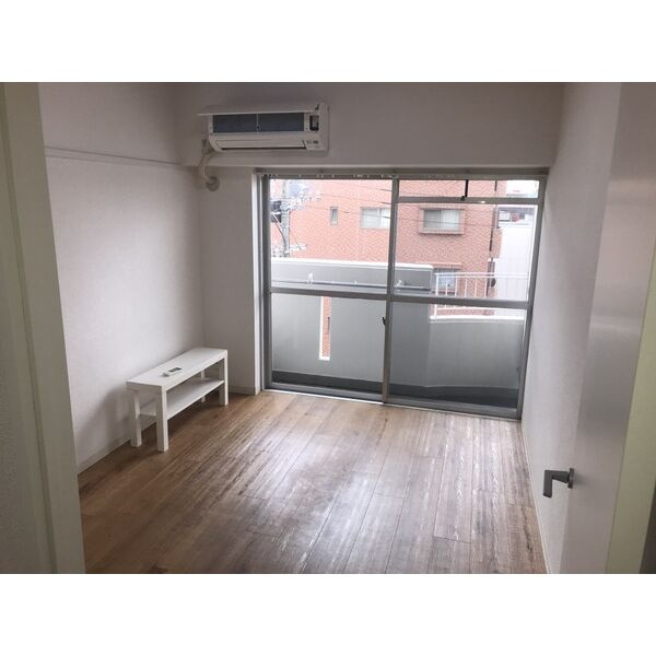 Kスクエアサウスの居間・リビング