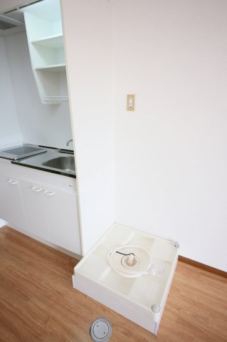 ルシードオチの設備|別部屋反転間取りのお写真となります。