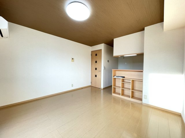 ソレアードⅢの居間・リビング