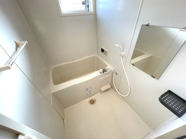 ソレアードⅢの浴室