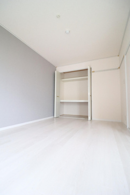 【洋室】 | パインアベニューハイム