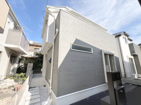 『八王子市新築戸建て』八王子市大和田町1-33【仲介手数料無料】　２４ー１期の外観|～仲介手数料無料☆八王子ひなた不動産～　八王子市大和田町　新築戸建て