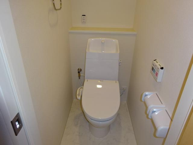 シルフィード三木のトイレ|シャワー付トイレ