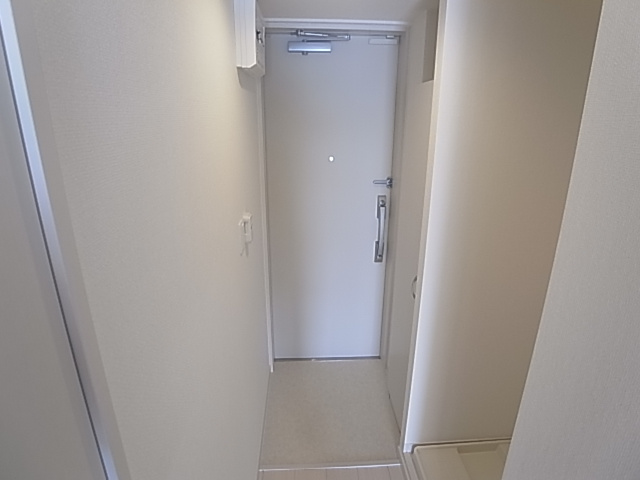 神戸市兵庫区芦原通６丁目の賃貸マンションの玄関|シューズボックス付き