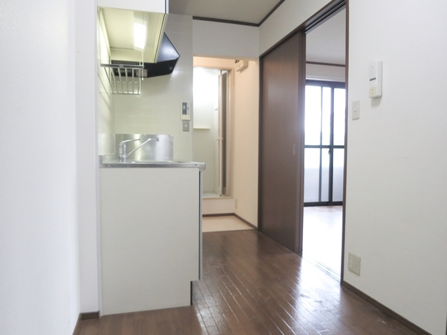 ビューラー・ハイムのキッチン|キッチンスペース。