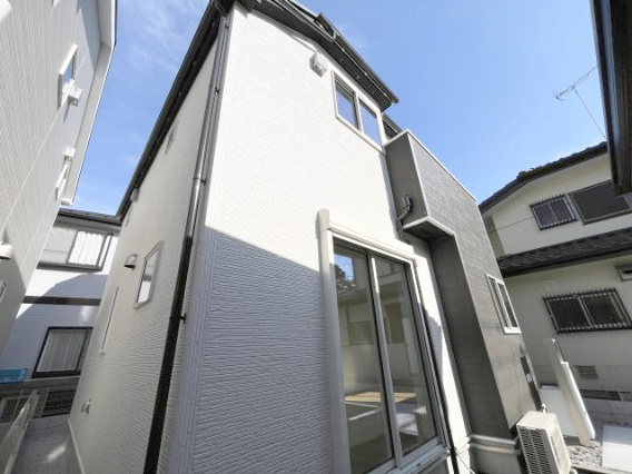 祝　成約済み　八王子市　大和田町　新築戸建て　２４ー１期の外観|～仲介手数料無料☆八王子ひなた不動産～　八王子市大和田町　新築戸建て