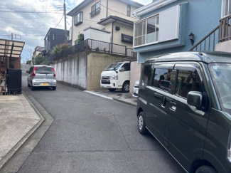 【前面道路含む現地写真】 | 横浜市泉区白百合三丁目戸建 | 前面道路