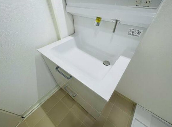  シー・アンド・シー平和の独立洗面台