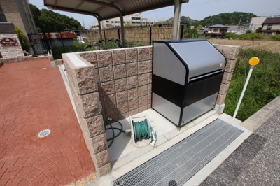 【その他共用部分】 | メゾングレイス | 敷地内ゴミ捨場