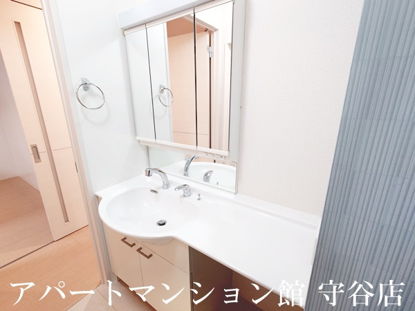 スローライフさしまⅡの独立洗面台