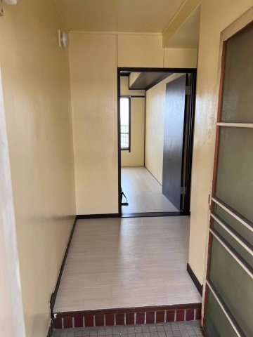 【玄関】