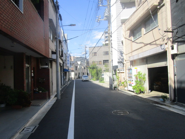 台東区東浅草１丁目のビルの周辺