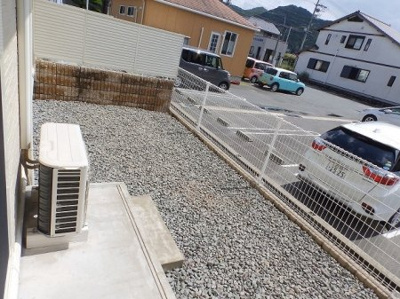 【庭】 | カーサ・カルローサ