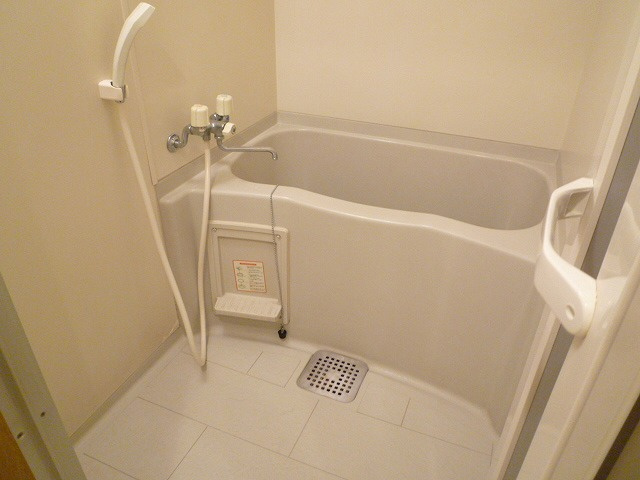 アミーグランコート三宮の浴室