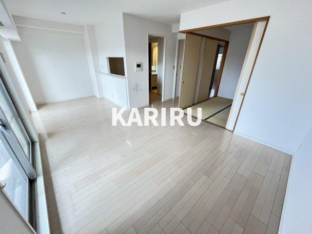 レジディア都島Iの居間・リビング|同物件別部屋の写真です