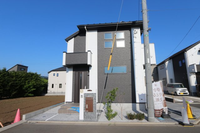 【VIGOROUS】鷹の台８期の外観|固定階段式小屋裏収納＋２か所のWIC＋SICなど収納充実プラン♪