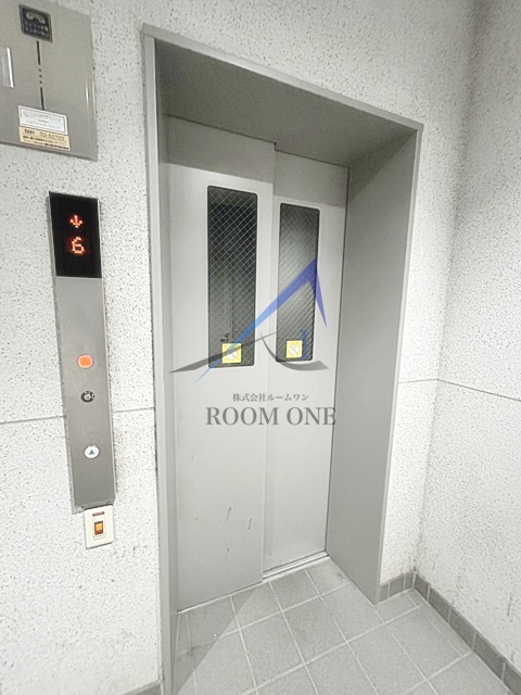 メガロン仲六郷のその他共用部分|エレベーターです。