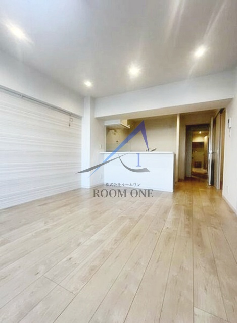 メガロン仲六郷の居間・リビング|洋室のお部屋です。