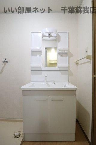 サニーハイツ不動台の洗面所|コンパクトで使いやすい洗面所