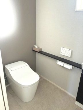 阿知須築浅中古住宅のトイレ|トイレです