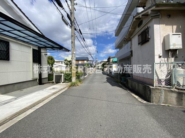 若江東町6丁目　中古戸建の前面道路含む現地写真|リフォームローンも合わせて住宅ローンに組み込む事ができます！
まずは、ご相談下さいませ！