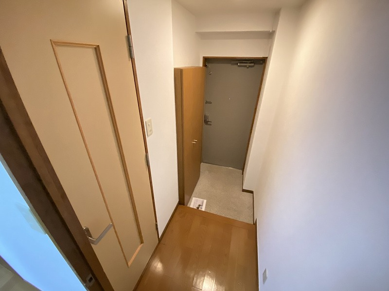 神戸市兵庫区羽坂通３丁目の賃貸マンションの玄関