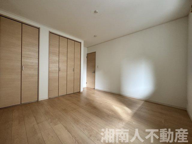 鎌倉市西御門１丁目６０－９５戸建ての洋室|広々とした洋室です