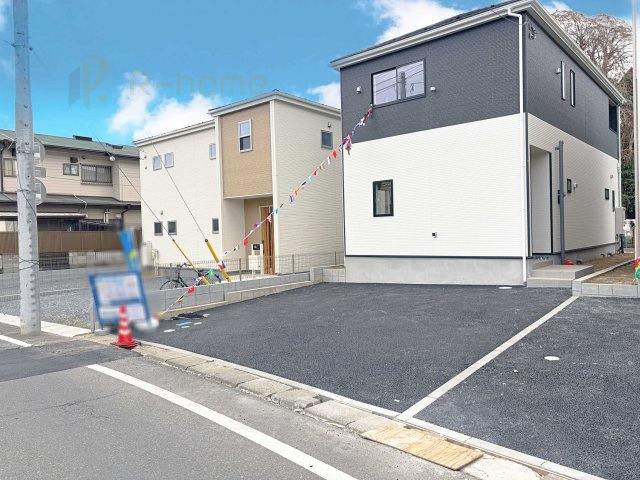 土浦市小岩田東第4　新築戸建て　2号棟の駐車場|カースペースは2台お停めいただけます♪