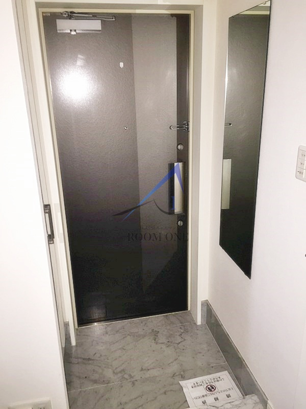 メインステージ上野の玄関|玄関です。