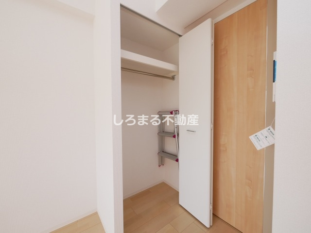 SERENiTE本町refletの洗面所