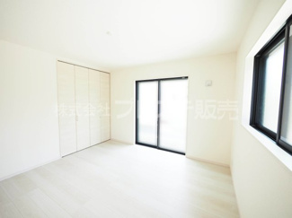 【洋室】 | 奈良市押熊町の新築一戸建 全５区画 ２ | 現地写真（１号地洋室）