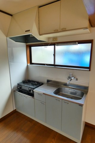 【キッチン】 | 谷部貸家 | ガスコンロ完備。