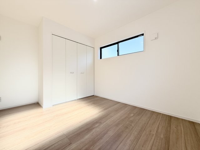 中央区雄踏　1期　全3棟の洋室|南側　約5.2帖の洋室です。
