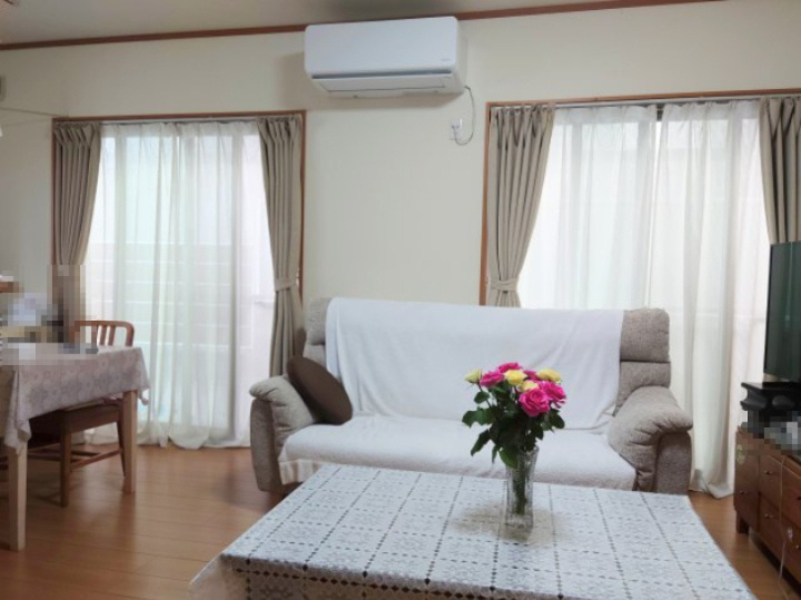 【居間・リビング】の画像