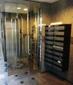 【エントランス】 | プラザ小島屋抜弁天ビル | 清潔なエントランスです