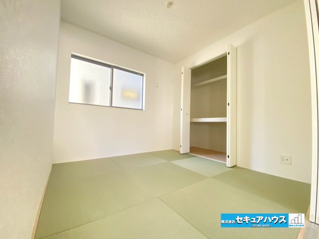 【同施工物件ご案内可能】東海市名和町堂ノ前　全4棟の内観：施工例|【キッチンイメージ】
◆同時にたくさんの料理が調理できる。「焼く・蒸す・煮る」の工程を同時進行で進めることができるので、料理を素早く作ることができます。育児でバタバタ忙しいママに嬉しい♪