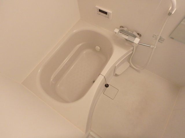 【浴室】 | ココ西宮 | 日々の疲れを癒すお風呂付です