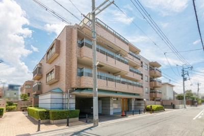 【外観】 | リーベスト浜寺昭和町 | 南海本線「浜寺公園」駅まで徒歩7分！教育＆買物施設も徒歩圏内の生活便利な立地。オートロック／宅配ボックス有り！