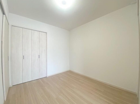 グランコート西中島の洋室|◆約4.5帖洋室です！
◆令和7年9月室内リフォーム完了！