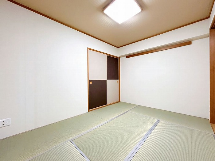 【仲介手数料無料／蟹江町】　ラドーニタワー蟹江　302号室の和室