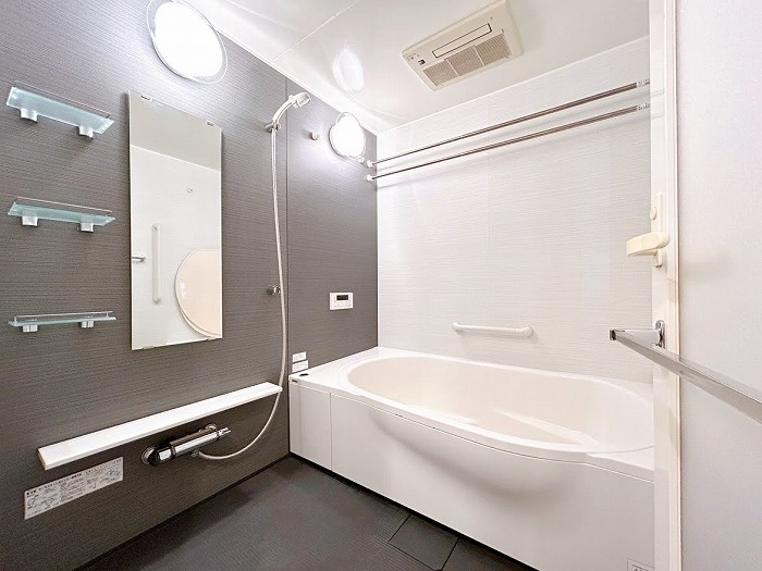 【仲介手数料無料／蟹江町】　ラドーニタワー蟹江　302号室の浴室