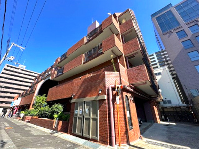 【外観】 | GSハイム第2江坂 | 大阪メトロ御堂筋線「江坂」駅まで徒歩6分と、通勤通学に便利な立地！小中学校も近く、子育てファミリーにも嬉しいエリアです。