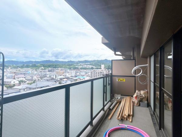 【バルコニー】