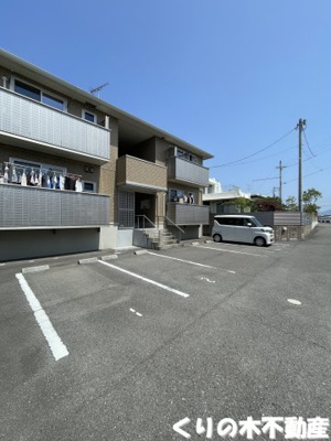 【駐車場】 | セジュールコート | 駐車スペースもあります