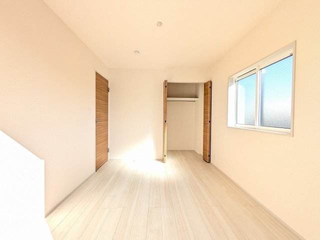 八王子市　小門町　新築一戸建ての収納|～収納力の高いクローゼット完備～