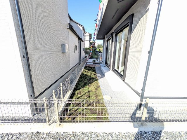 八王子市　小門町　新築一戸建ての庭|～ちょっとしたプランター植えなども楽しめる庭付き～