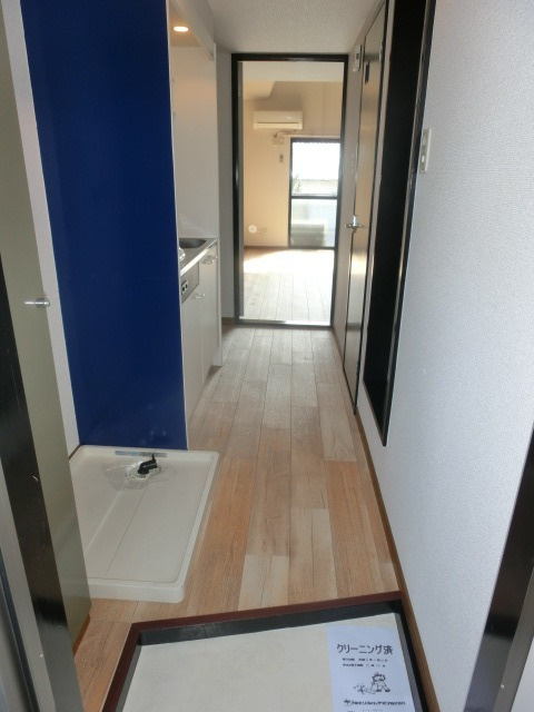 メゾンプラチノの玄関