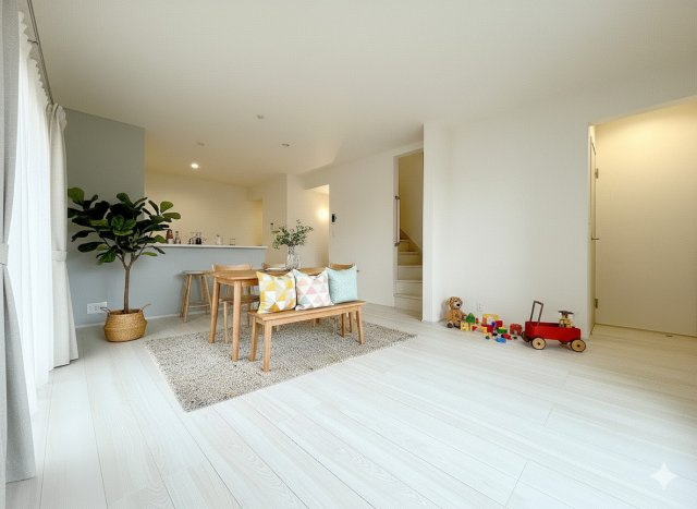 八潮市大瀬　新築戸建　全1棟