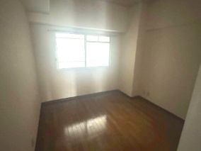 【洋室】 | ハイネス川口 | 落ち着いた色調の洋室です